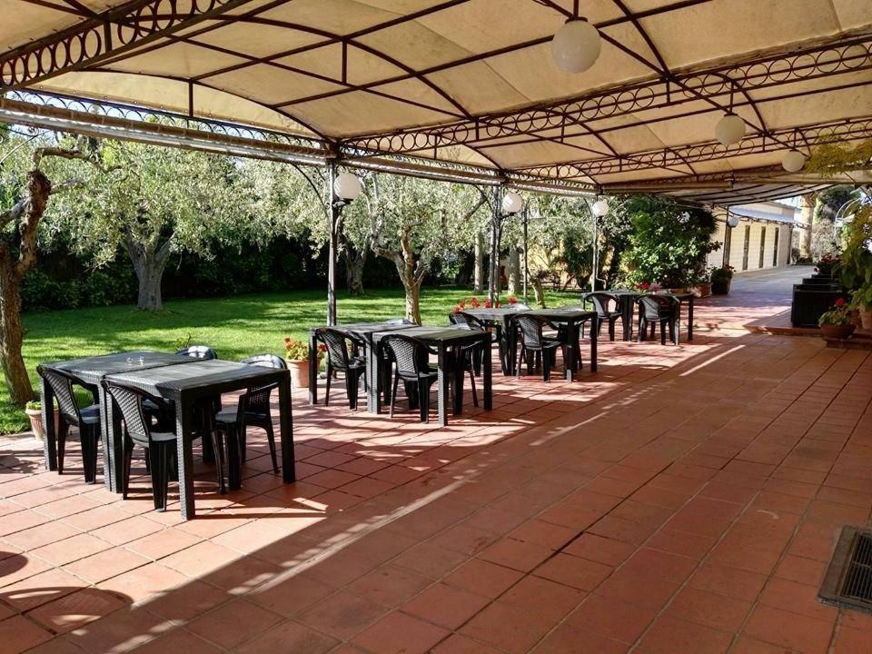 Albergo Conca D'Oro Foggia Exteriör bild